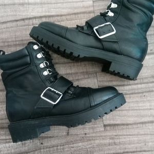 Black  tomb raider buckle biker ankle boots
